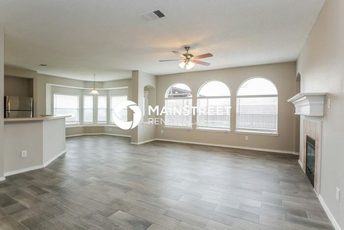 721 Magnolia Trl - Photo 6 of 17