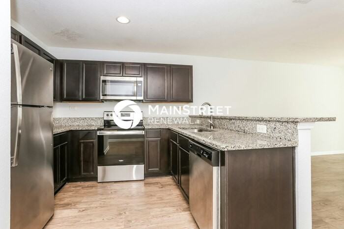 558 Eiseman Way - Photo 6 of 18