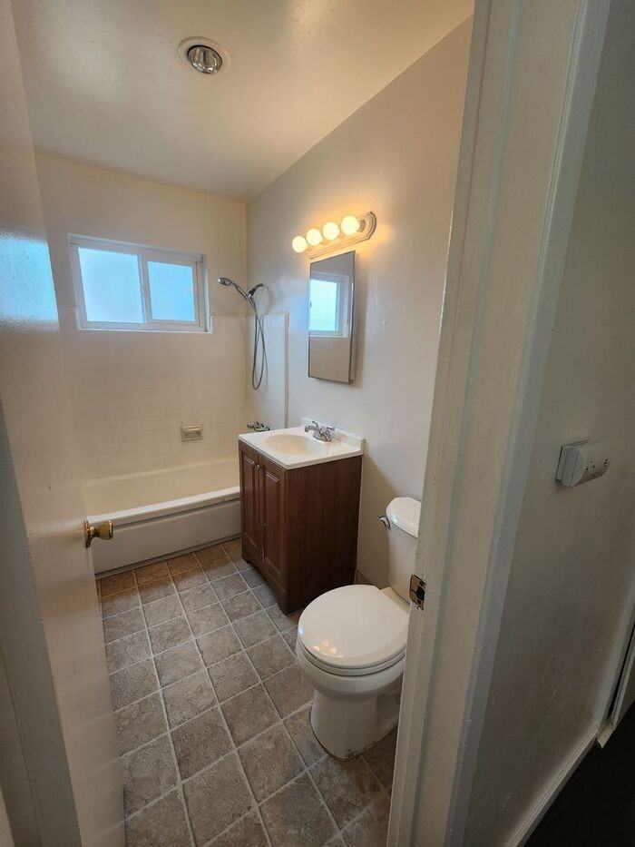 4436 Rosebud Ln #D - Photo 7 of 15