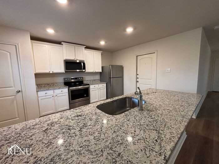 132 Stratton Ln - Photo 2 of 27