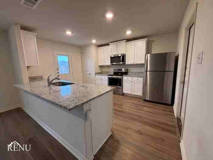 132 Stratton Ln - Photo 4 of 27