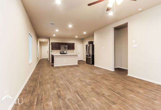 2407 Heeney Park Ln - Photo 5 of 20