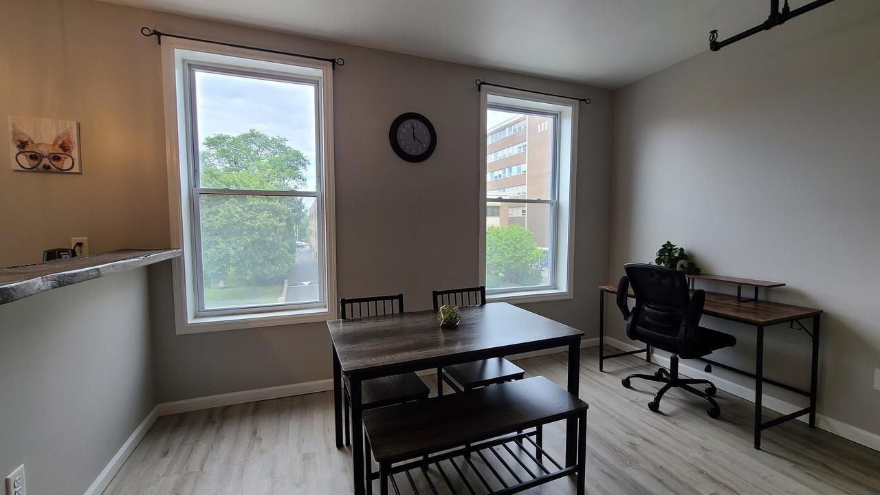 138 Washington Avenue - Photo 4 of 11
