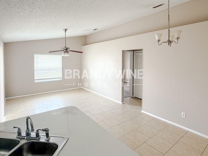 7108 Steffie Ln - Photo 7 of 21