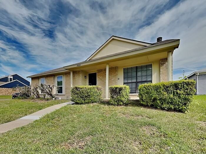 7621 Pebble Beach Dr