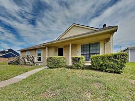 7621 Pebble Beach Dr - Photo 1 of 1