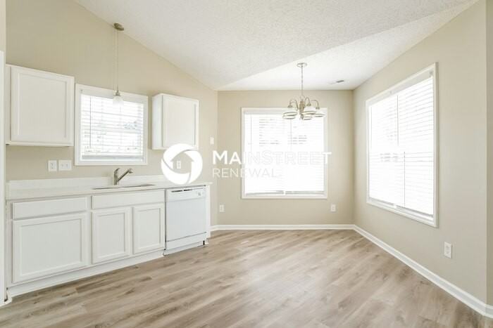 2 Kilburn Ln - Photo 6 of 16