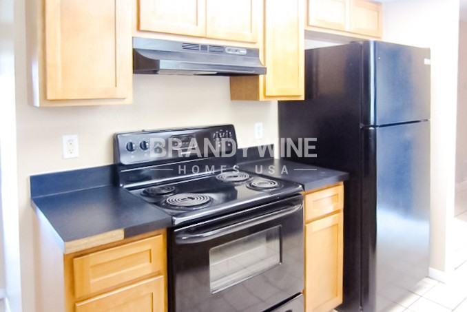 6433 Sardina Blvd - Photo 4 of 20