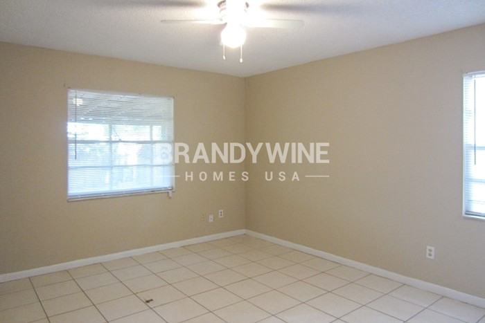 6433 Sardina Blvd - Photo 7 of 20