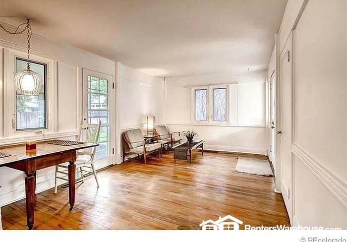 3030 S Bellaire St - Photo 2 of 20