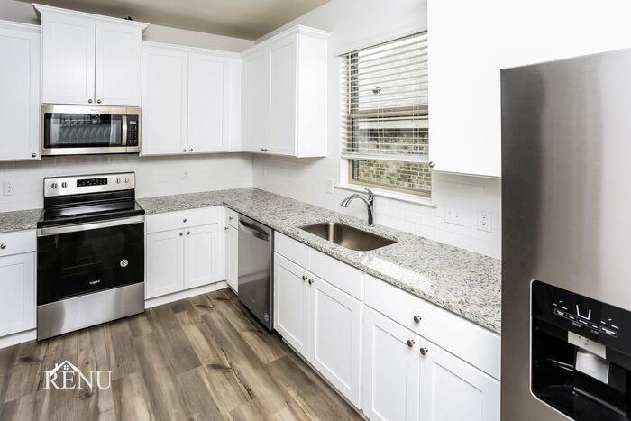 301 Bearman Dr - Photo 5 of 23