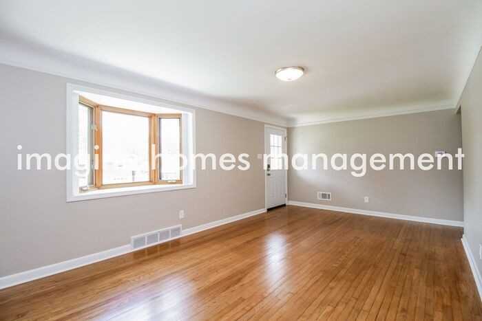 256 W Crest Dr - Photo 6 of 24