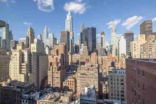 E 34th St #1904 - Photo 2 of 15