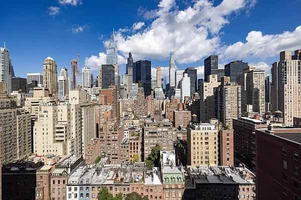 E 34th St #501 - Photo 4 of 14