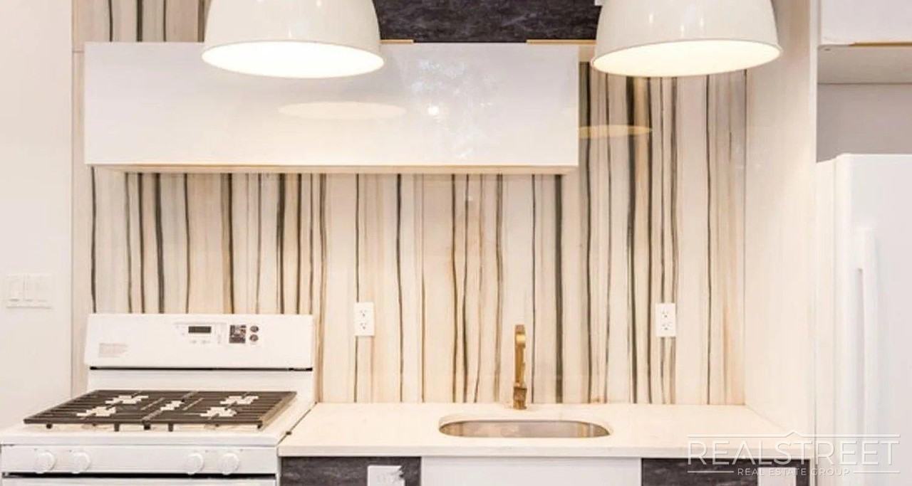 143 Patchen Ave #1A - Photo 2 of 18