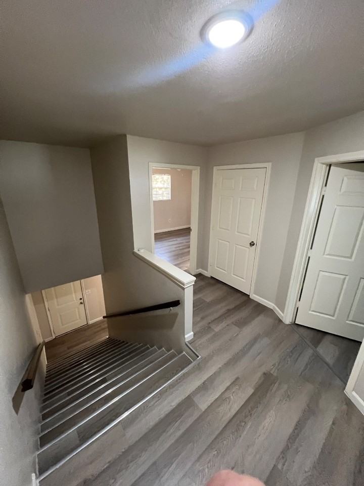 Johnson Apartments - Photo 3 of 14