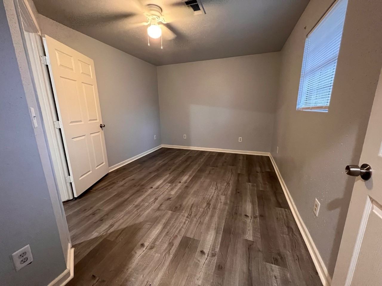 Johnson Apartments - Photo 6 of 14