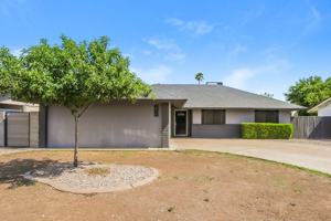 featured image of 2520 E Javelina Ave