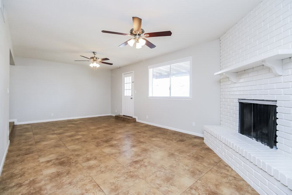 2520 E Javelina Ave - Photo 4 of 16