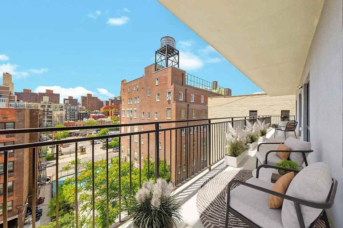 336 E 112th St #710 - Photo 2 of 9