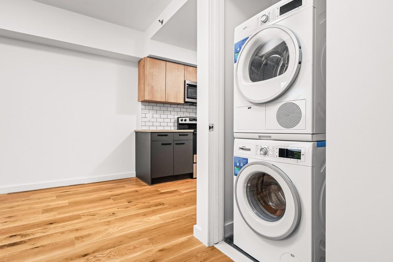 336 E 112th St #710 - Photo 6 of 9