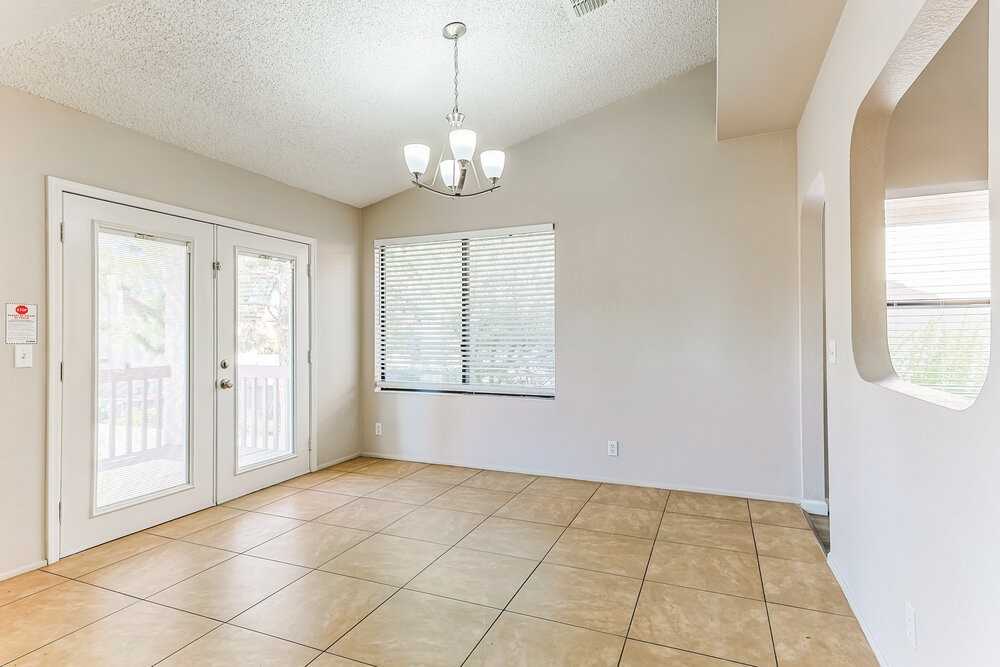 1232 W Riviera Dr - Photo 6 of 18