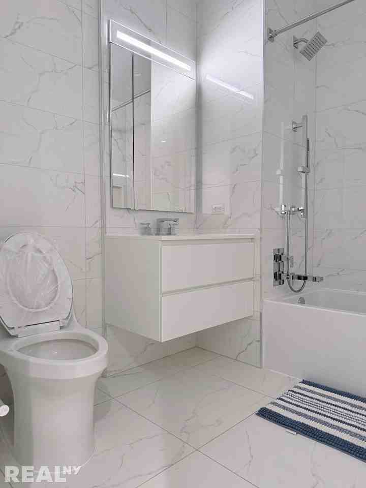 E 44th St #35E - Photo 6 of 7