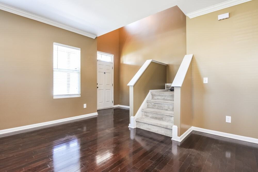 5045 Stonewood Pines Dr - Photo 2 of 15