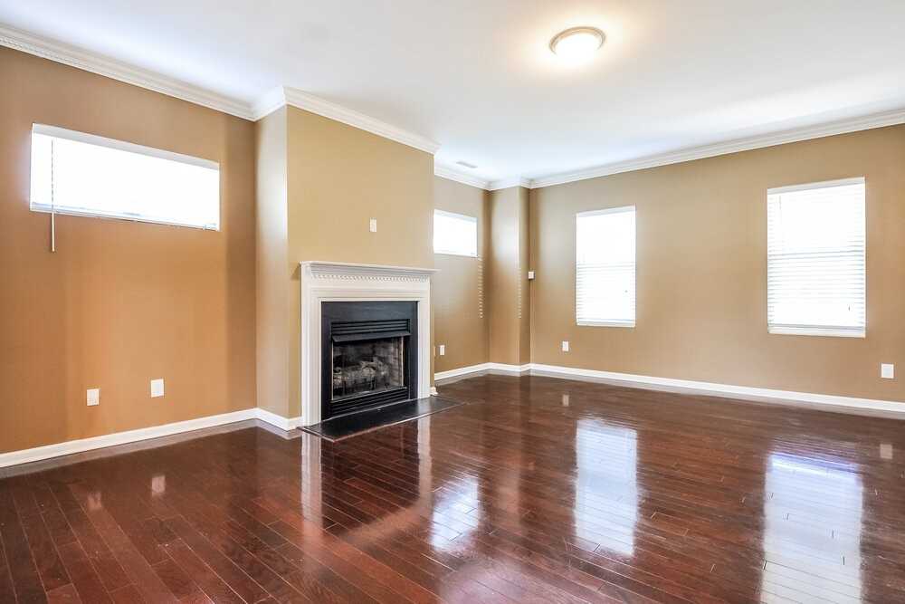 5045 Stonewood Pines Dr - Photo 3 of 15