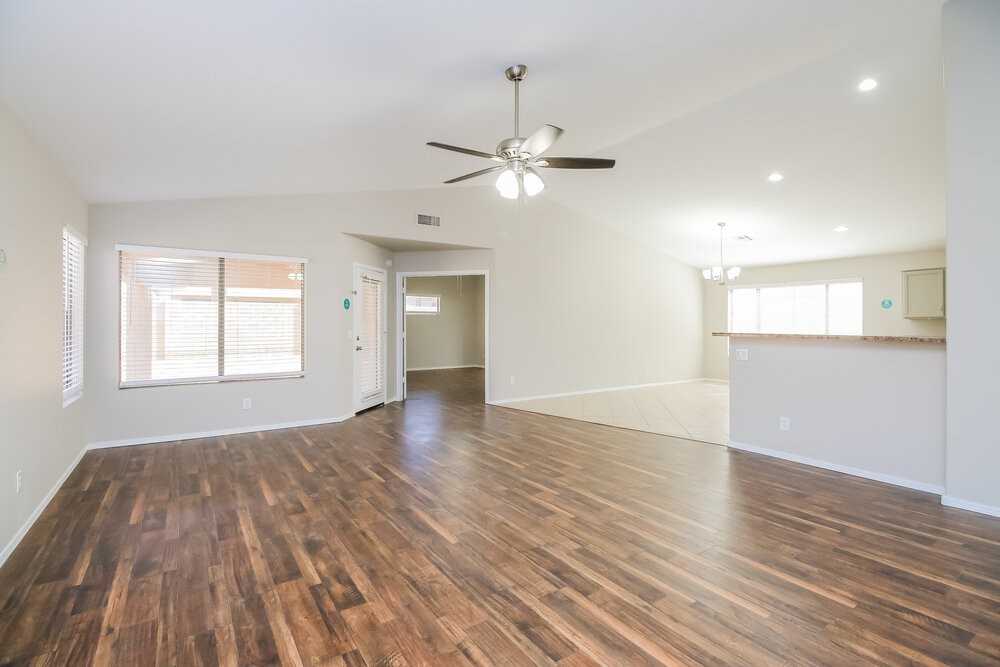 10912 E Dragoon Ave - Photo 4 of 16