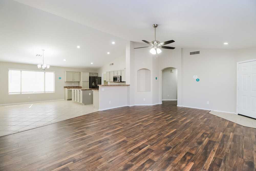 10912 E Dragoon Ave - Photo 5 of 16