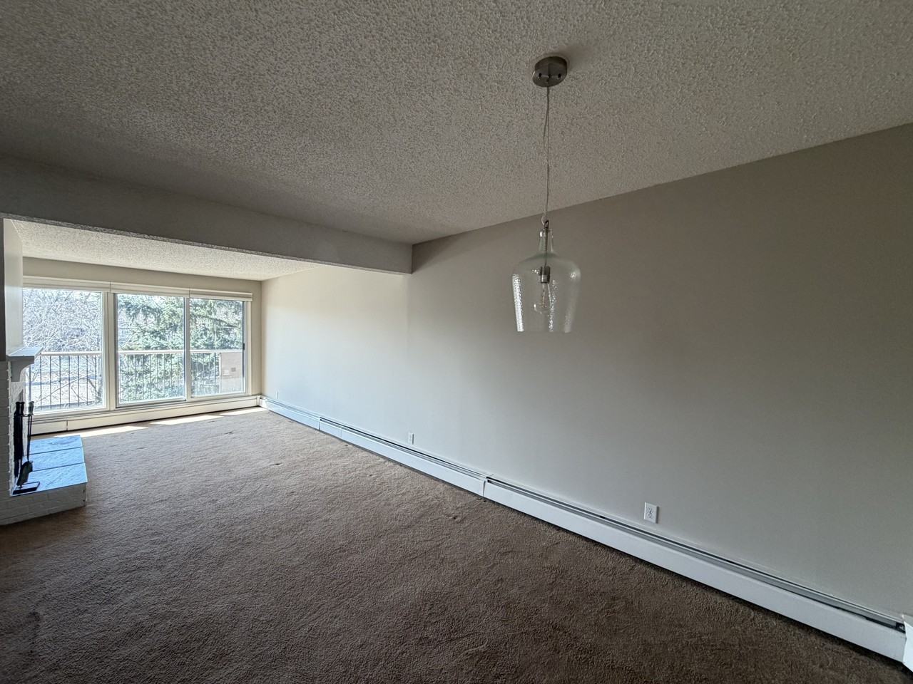 2419 16 St Sw - Photo 7 of 14