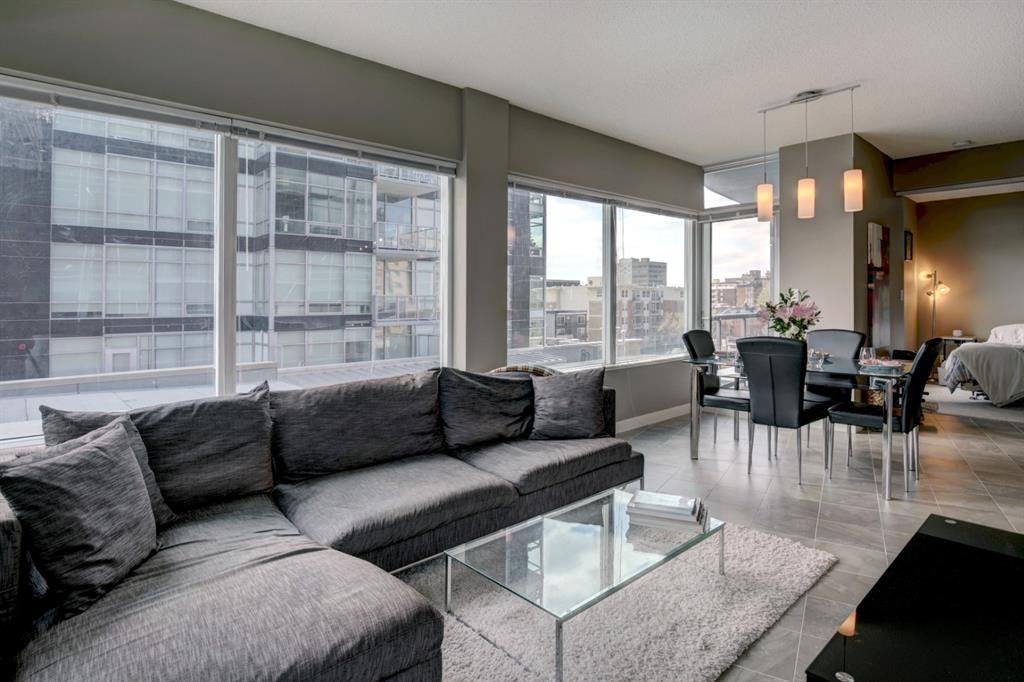 Union Square - Photo 2 of 31