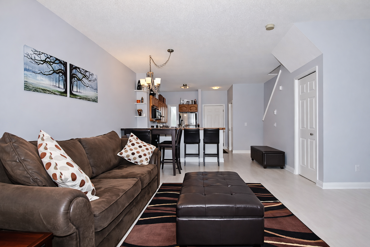 56 Windsor - Photo 7 of 15