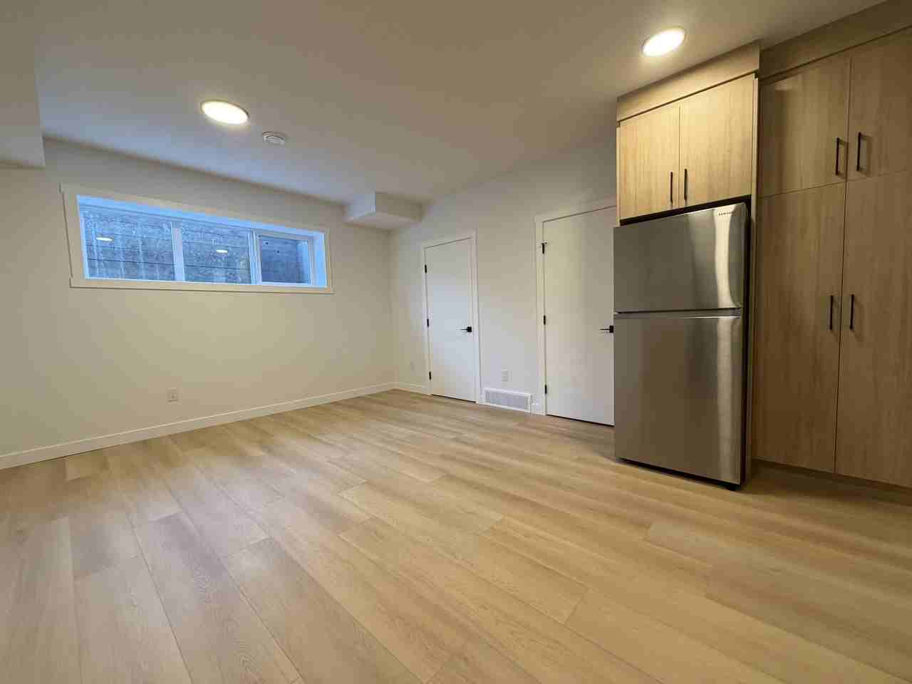 Renfrew 8 - Basement Suite - Photo 4 of 14