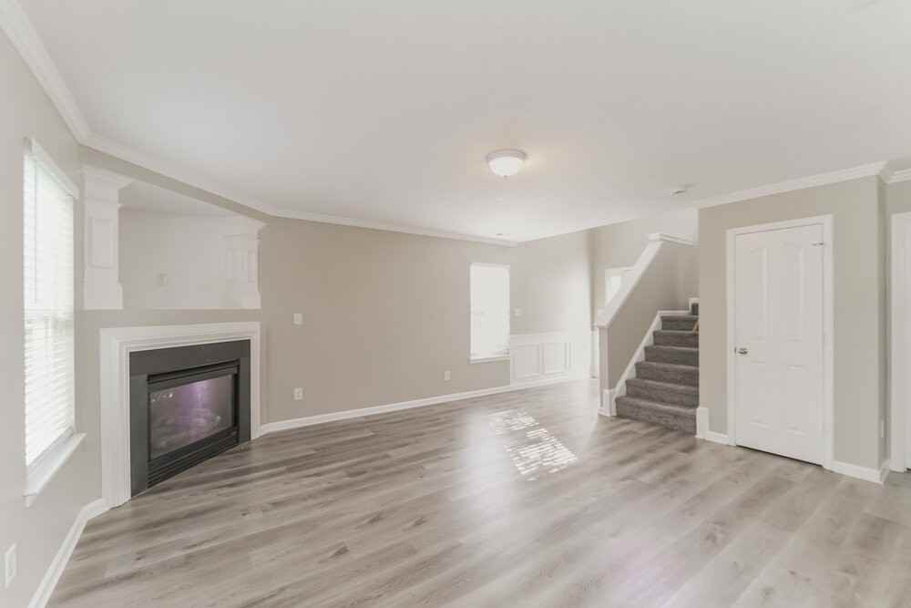 3910 Hunter Hill Ln - Photo 6 of 17