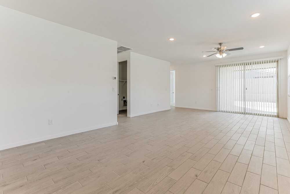 4565 W Hunter Trl - Photo 4 of 19