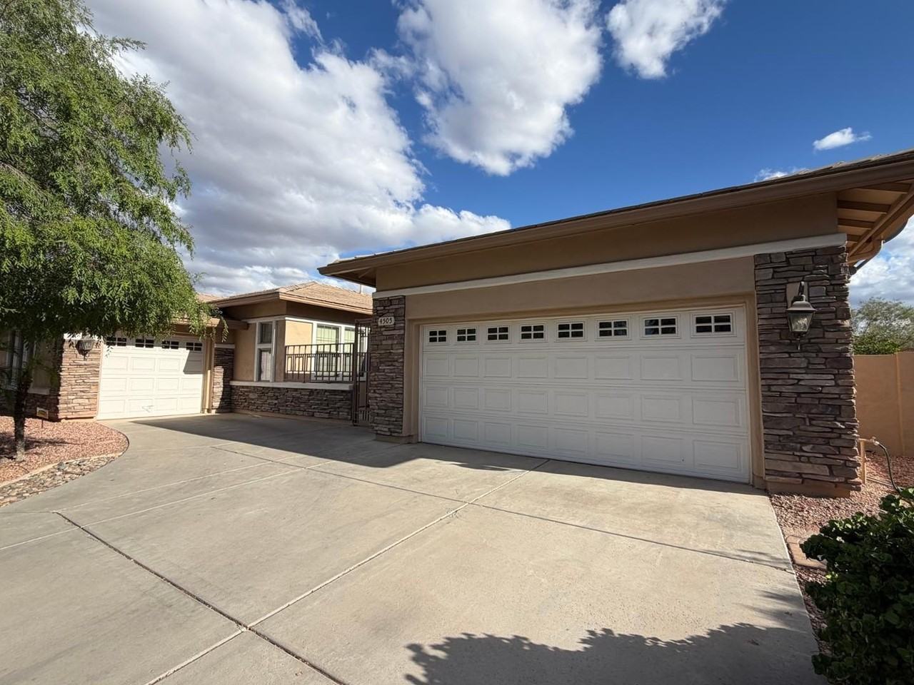 4505 W Mcneil St - Photo 2 of 50