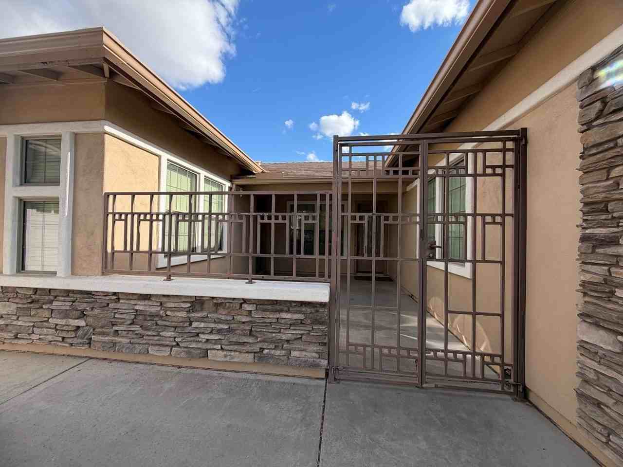 4505 W Mcneil St - Photo 5 of 50