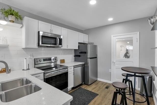 745 Sullivant Ave - Photo 4 of 9