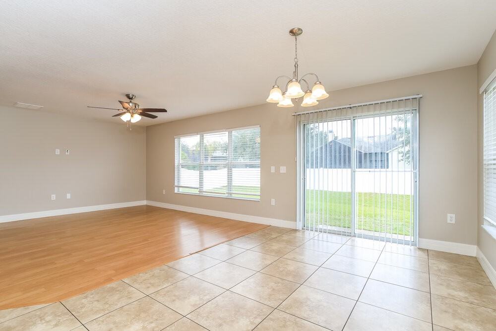 4505 Barbados Loop - Photo 4 of 16