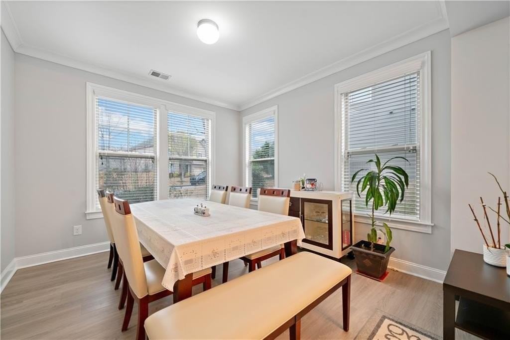 5370 Breckinridge Ln - Photo 3 of 41