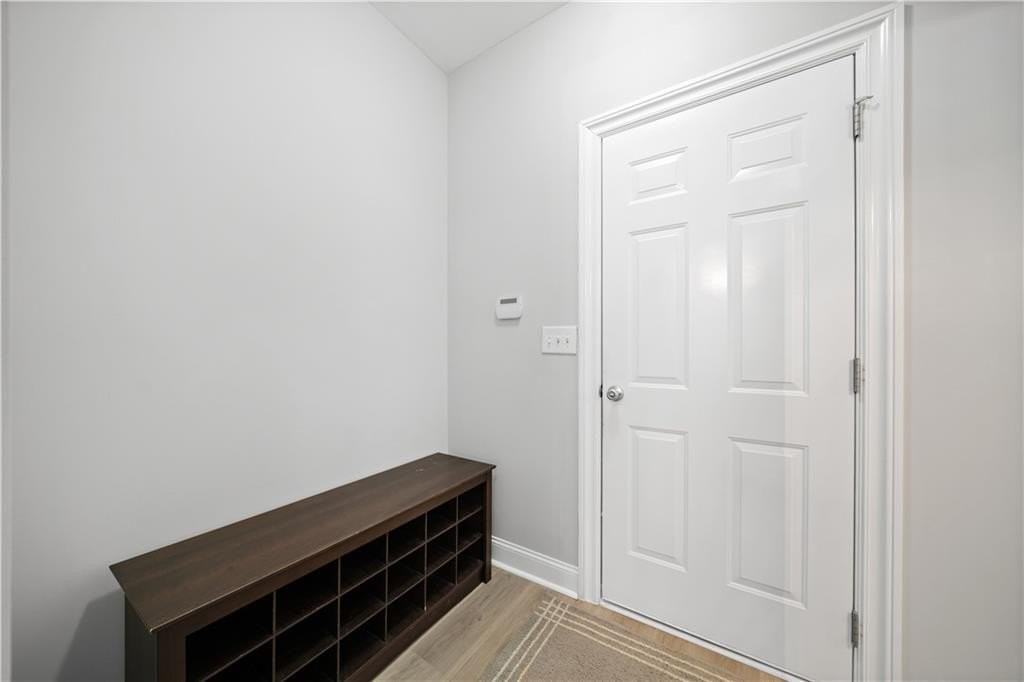 5370 Breckinridge Ln - Photo 5 of 41