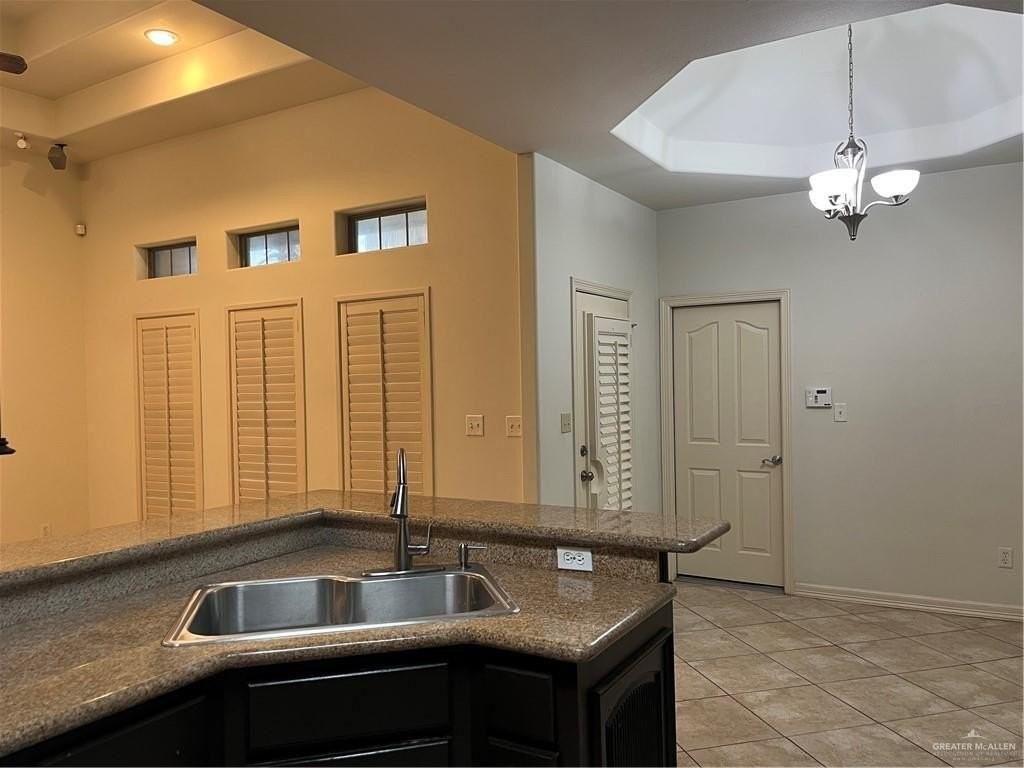 2432 Xavier - Photo 6 of 20