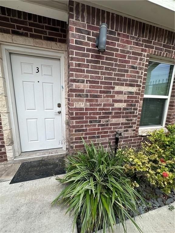 2806 Primrose Unit 5 - Photo 2 of 12