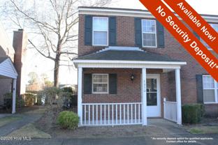 5050 Lampost Cir - Photo 1 of 1