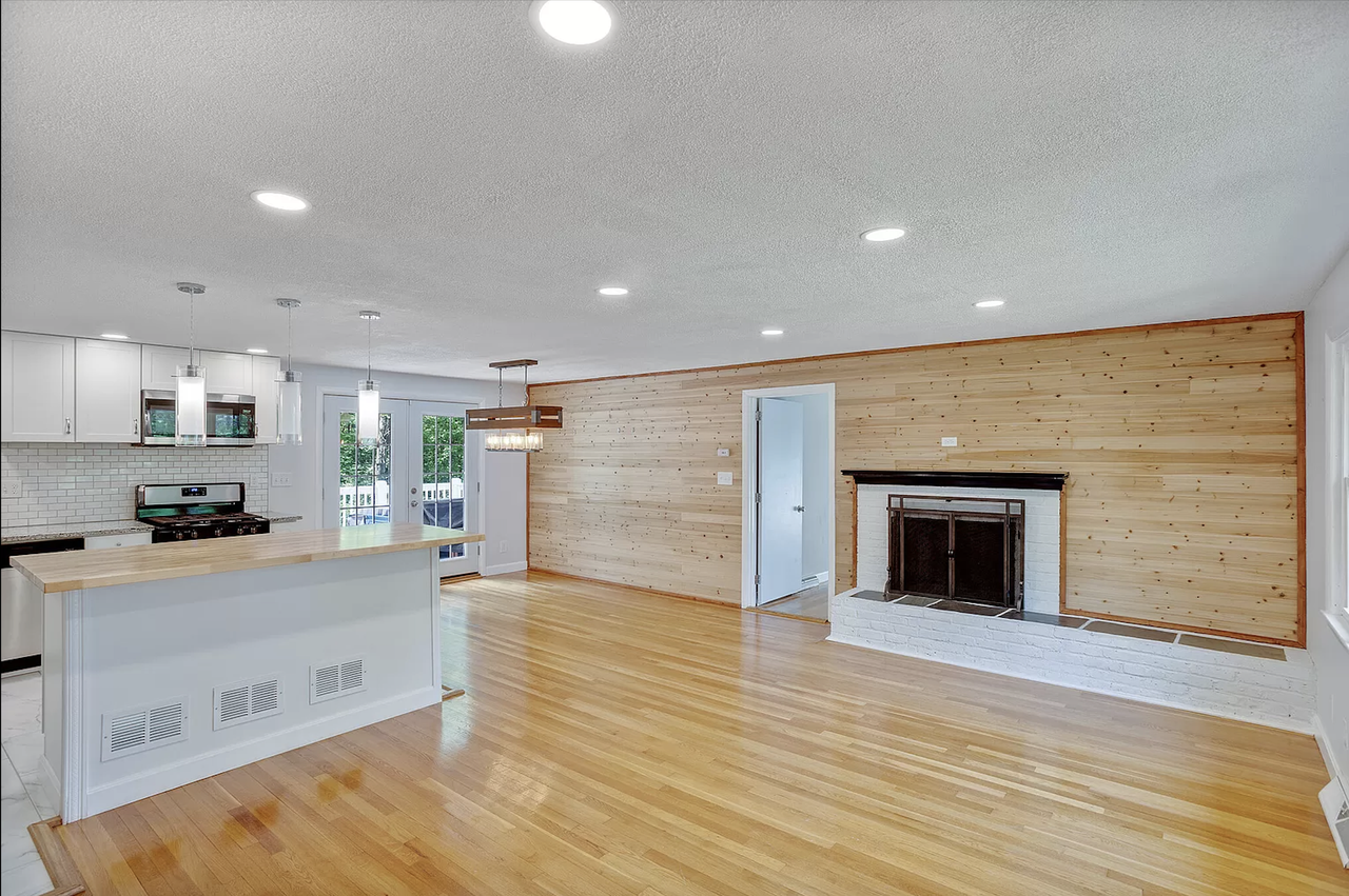 12 Joyce Rd #1 - Photo 3 of 15