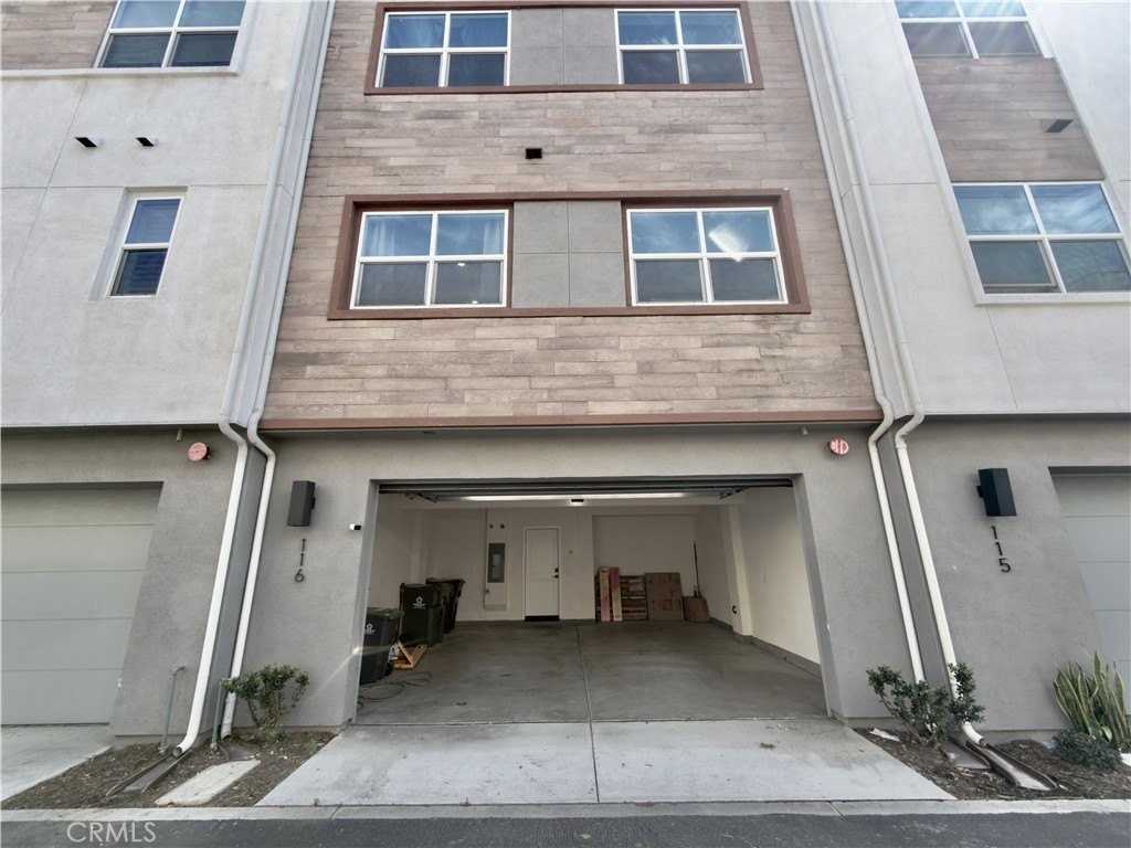 977 E Mason Ln #116 - Photo 4 of 41