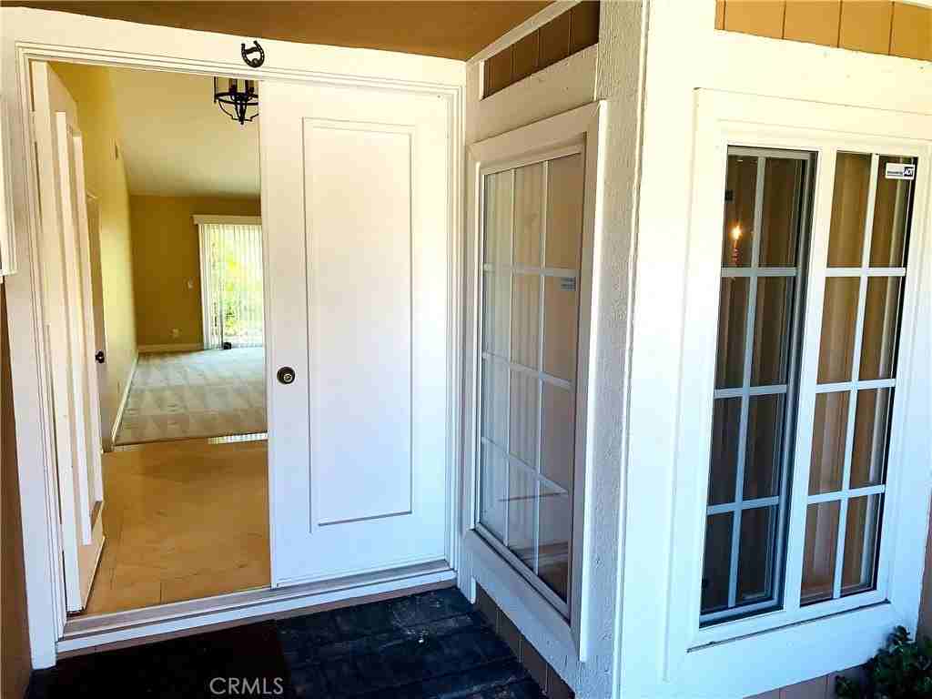 18893 Santa Isadora St - Photo 4 of 50