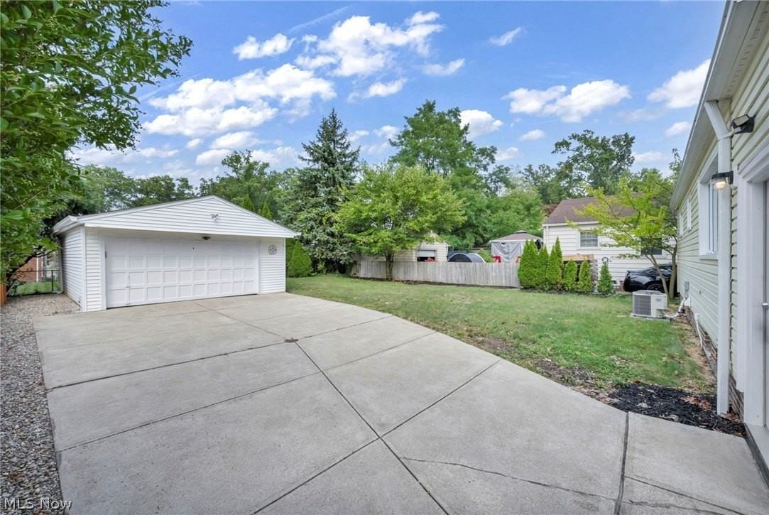 24000 Knickerbocker Rd - Photo 3 of 12